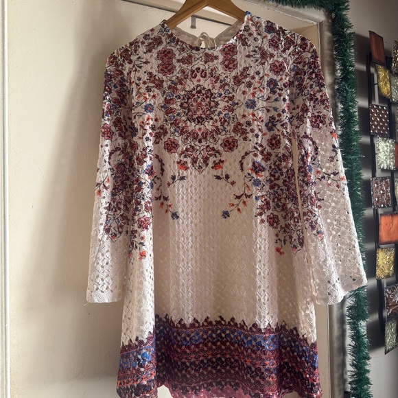 Xhilaration Multicolor Lace Dress - Picture 1 of 2